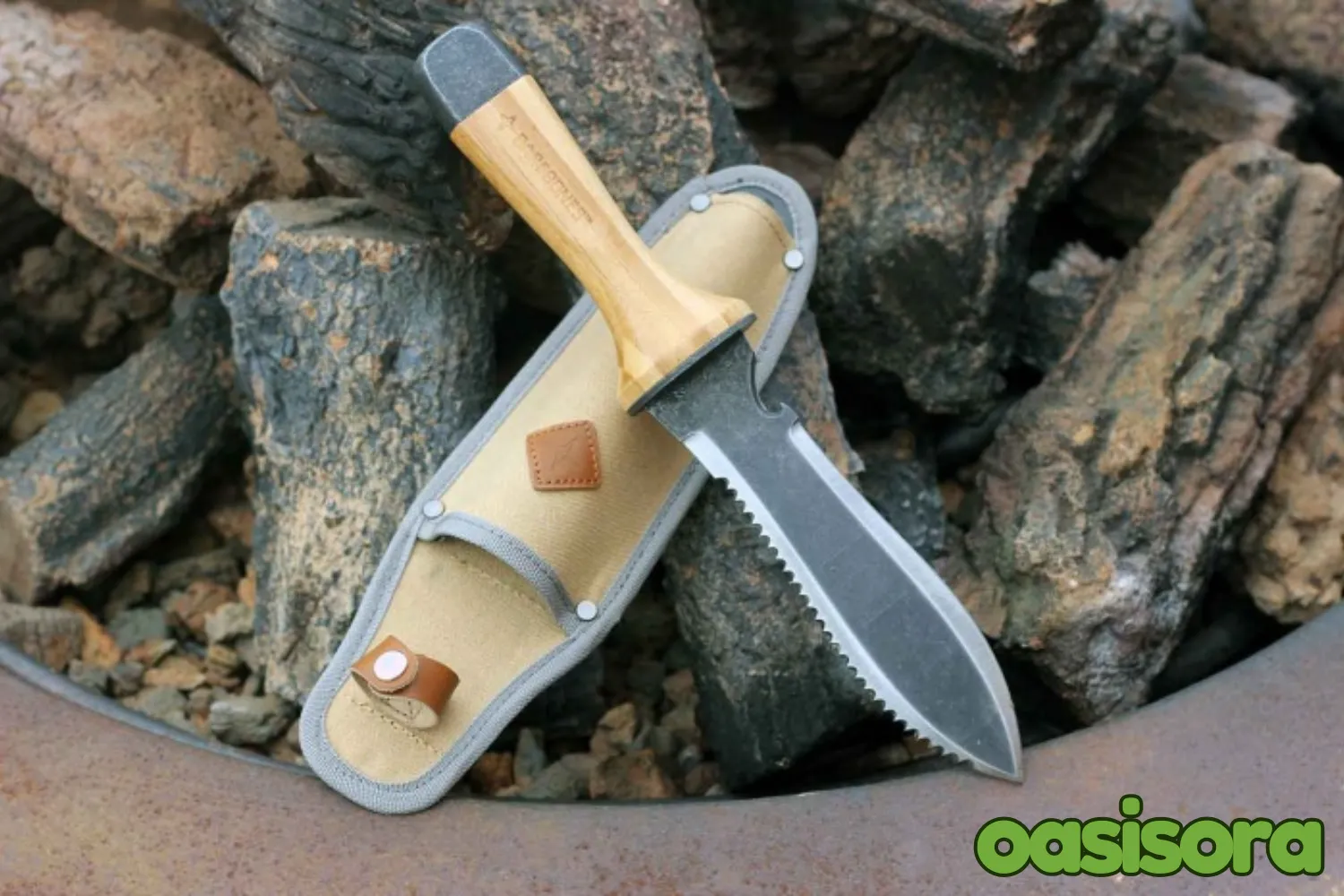 Barebones-Living-Hori-Hori-Gardening-knife