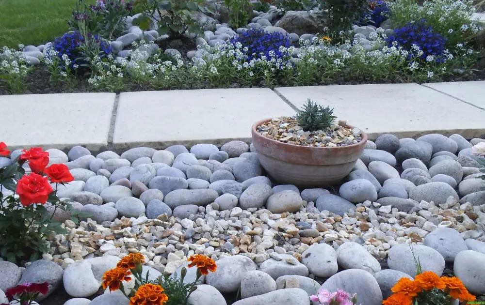 Stones-with-Unnatural-Symmetry